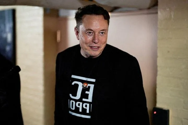 Увольнение Маска