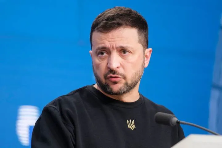 Больше денег