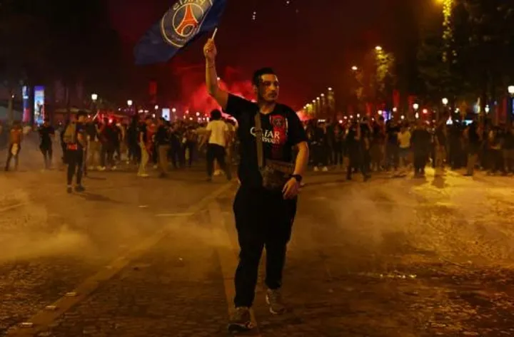 Беспорядки во Франции