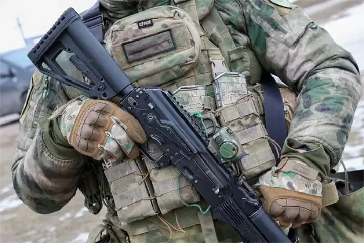 Боец Мио
