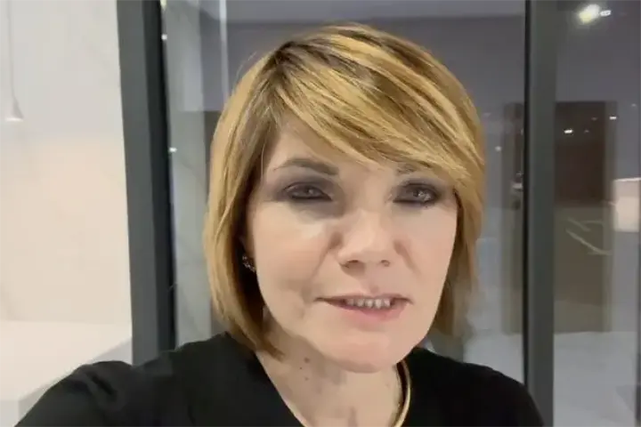 Ксения Мишонова