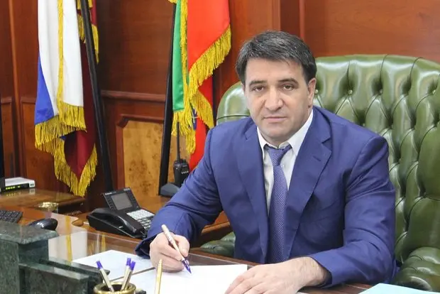 Джамбулат Салавов