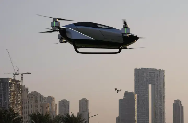 Летающий автомобиль