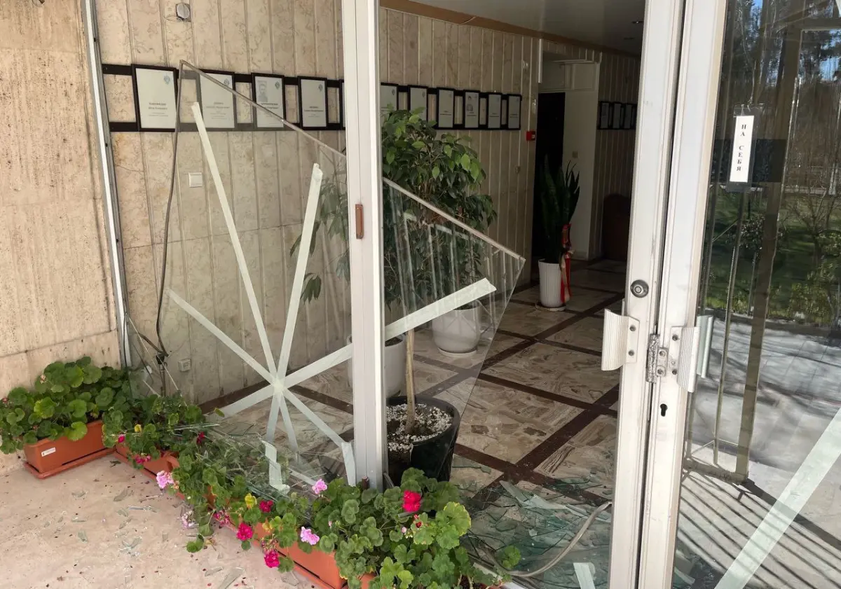 Генконсульство России