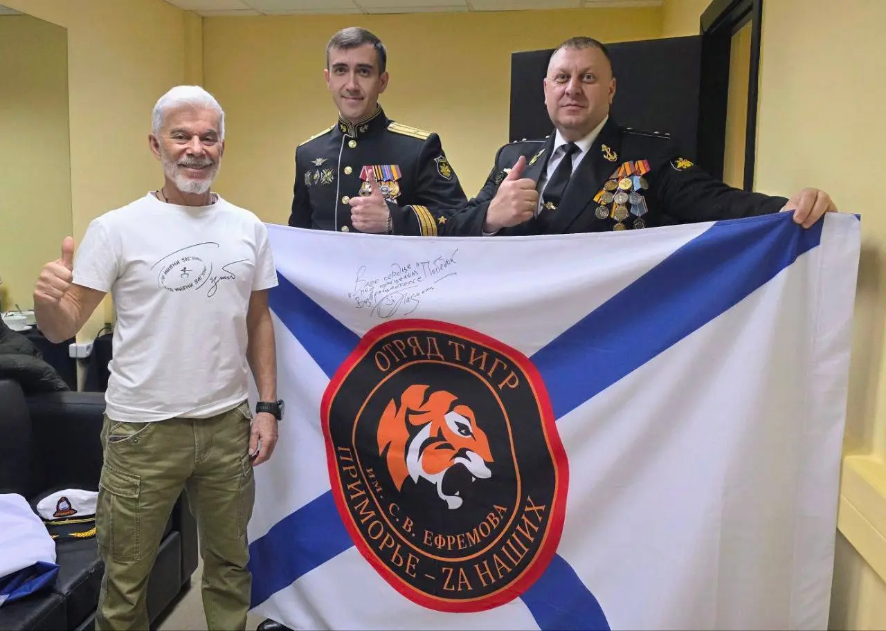 Газманов и бойцы «Тигра»