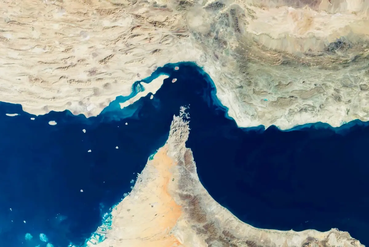 Ормузский пролив