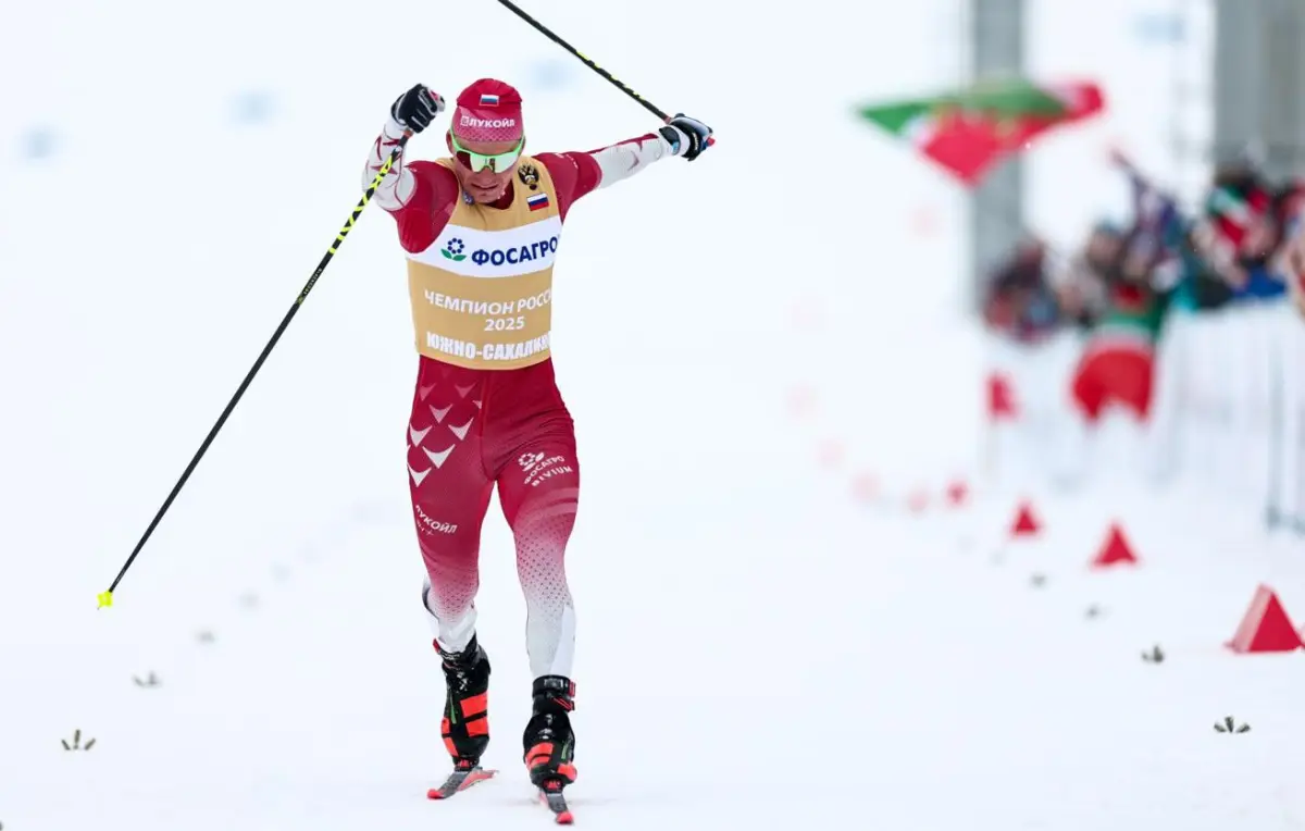 Александр Большунов