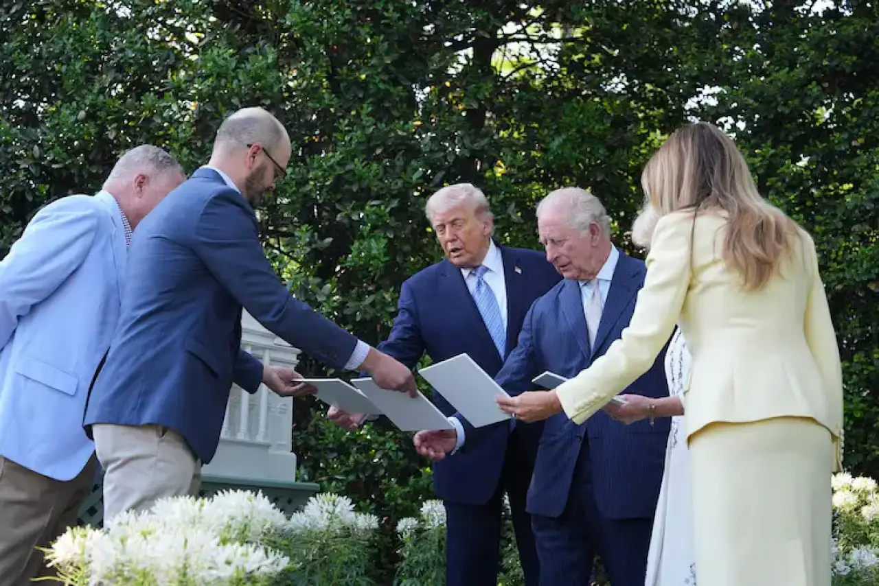 Карла III в США