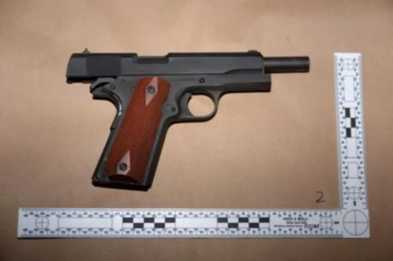 Оружие Коул Аллен