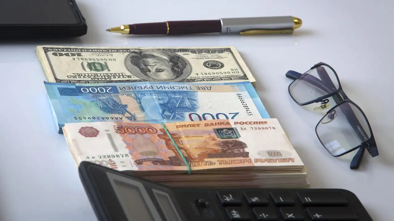 Доллар на 1 мая 2026