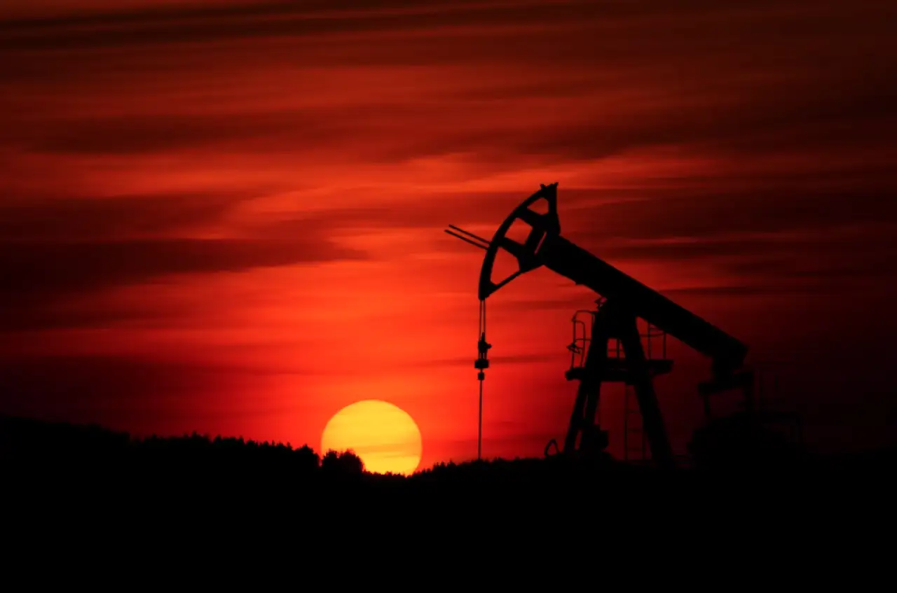 Нефть на 15 августа 2026