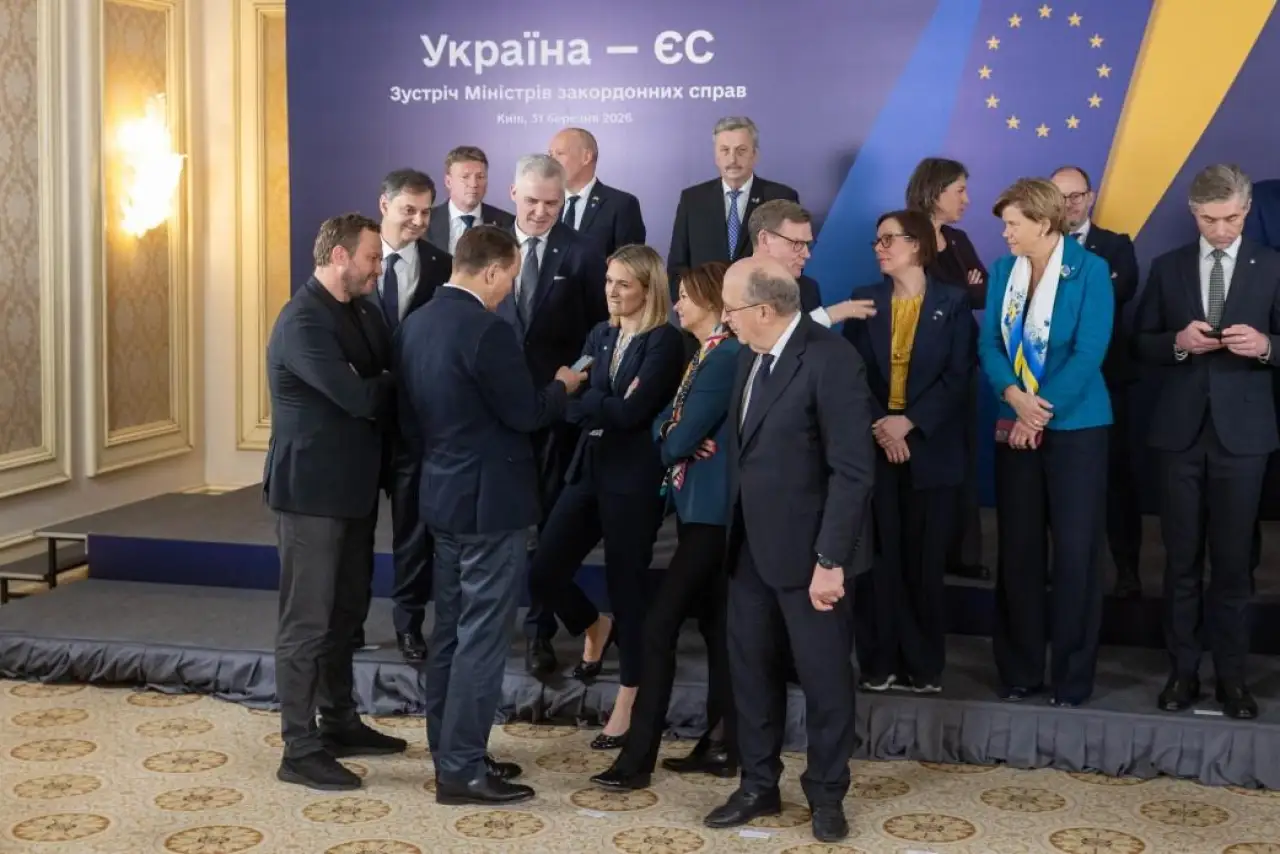 Финансирование и санкции