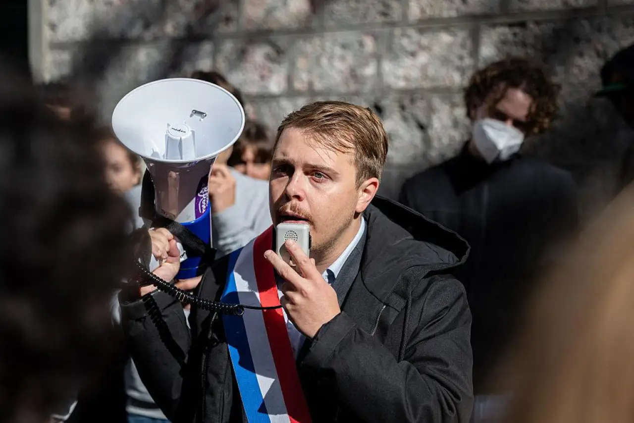 Депутата Луи Бояра